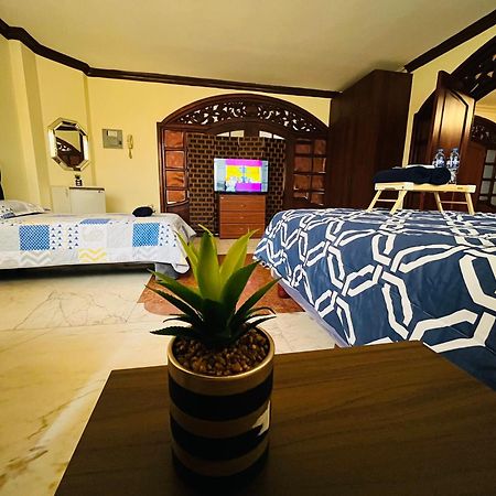 Mega Suite Junto Al San Marino Shopping Guayaquil Luaran gambar
